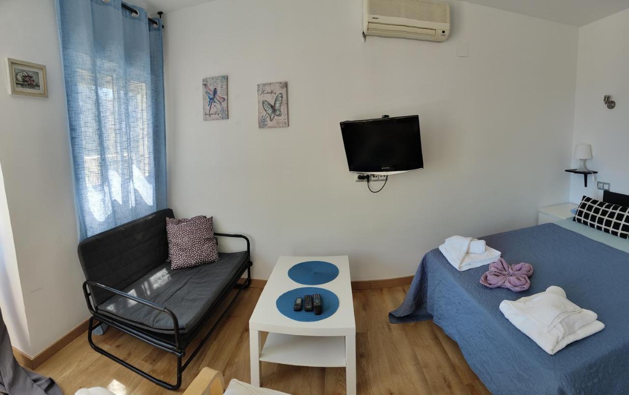 Solaz-Andaluz City Center Apartment By Namaste Elite 토레몰리노스 외부 사진