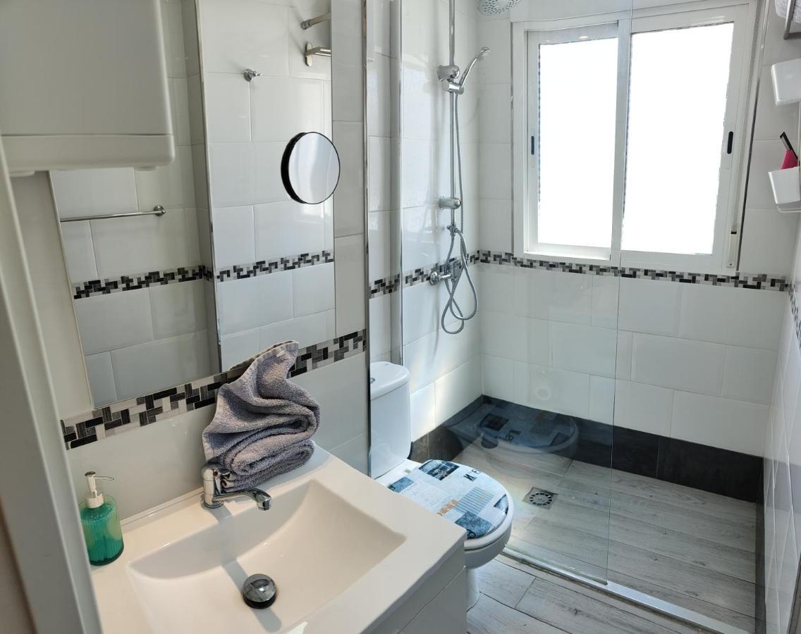 Solaz-Andaluz City Center Apartment By Namaste Elite 토레몰리노스 외부 사진